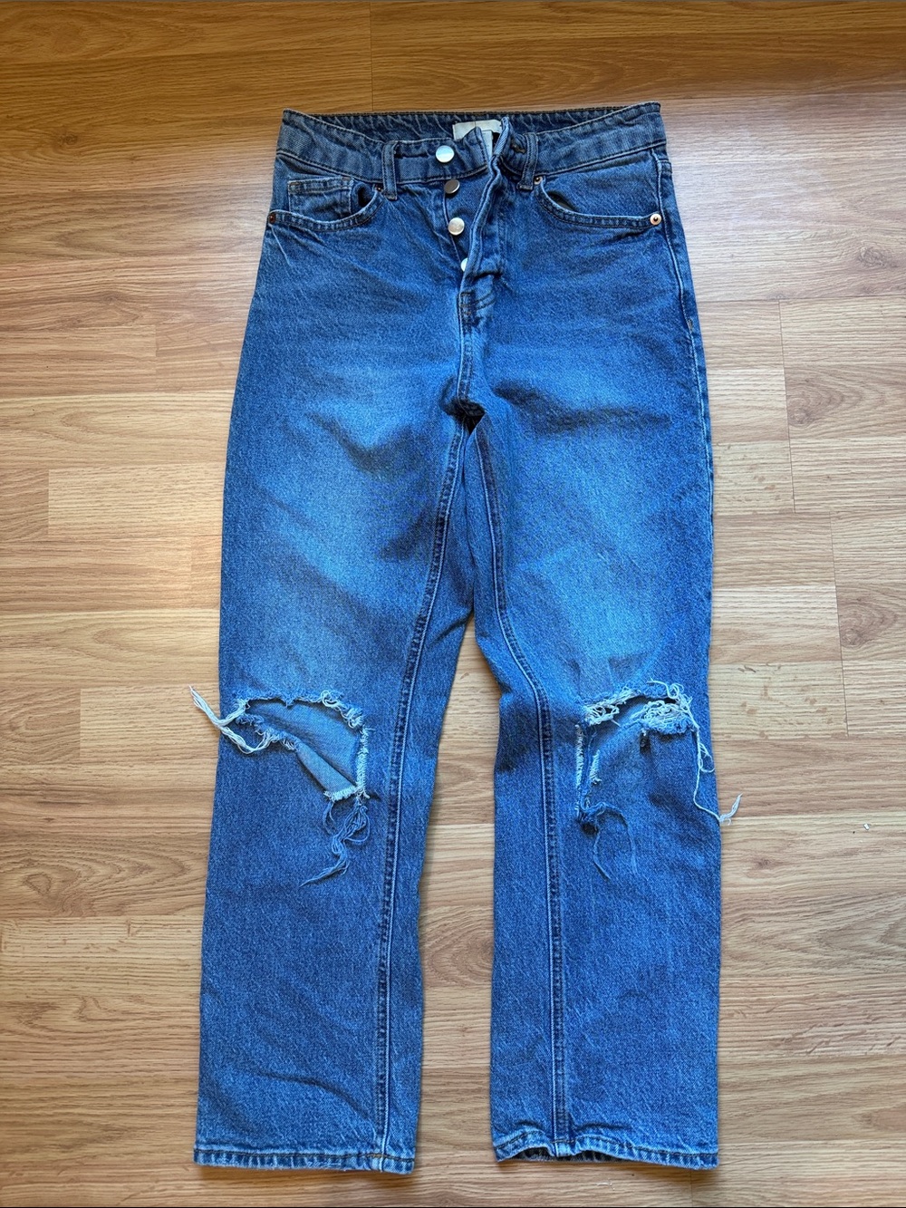 Ripped high waisted H&M jeans
